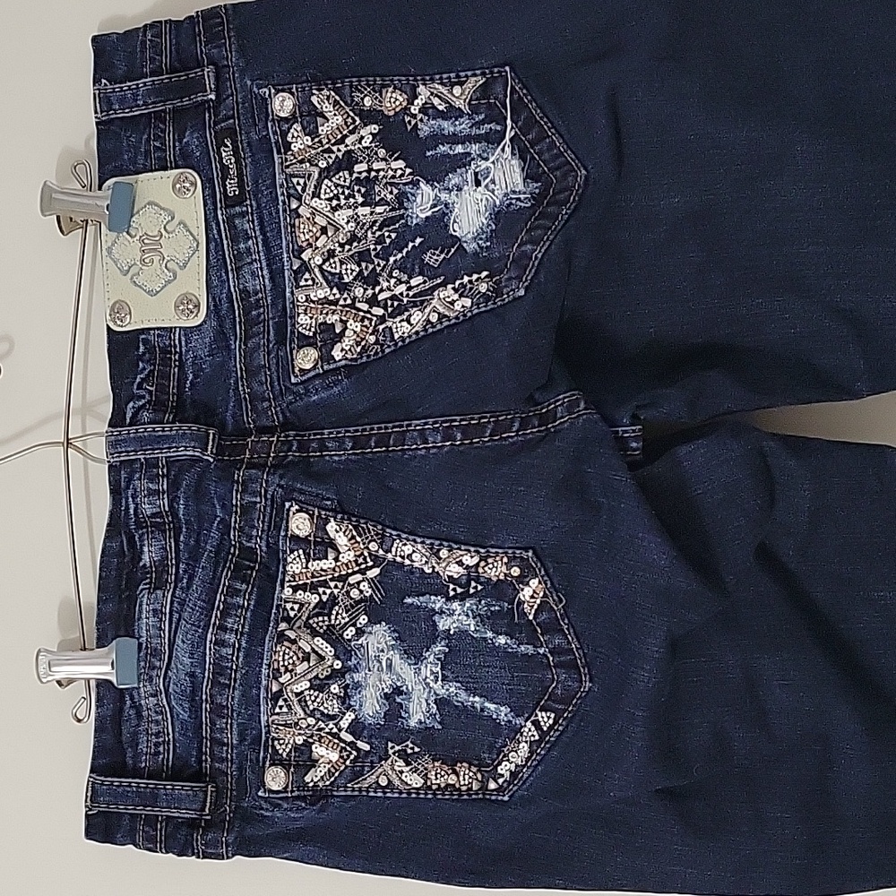 Miss me size 32 mid rise curvy crop